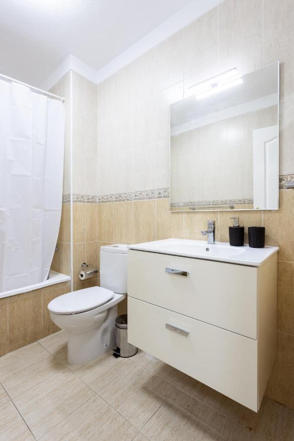Home2Book The Heights Los Cristianos, Pool Los Cristianos  Esterno foto