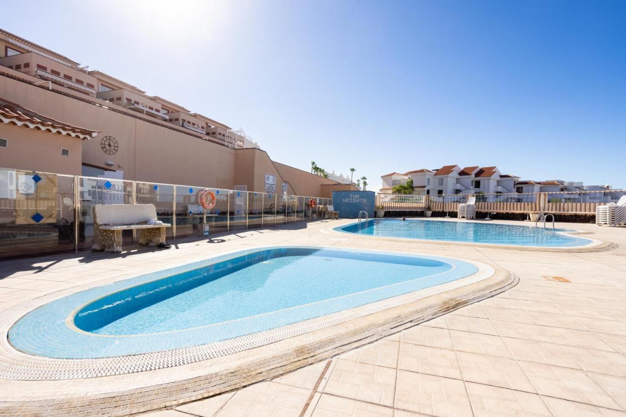 Home2Book The Heights Los Cristianos, Pool Los Cristianos  Esterno foto